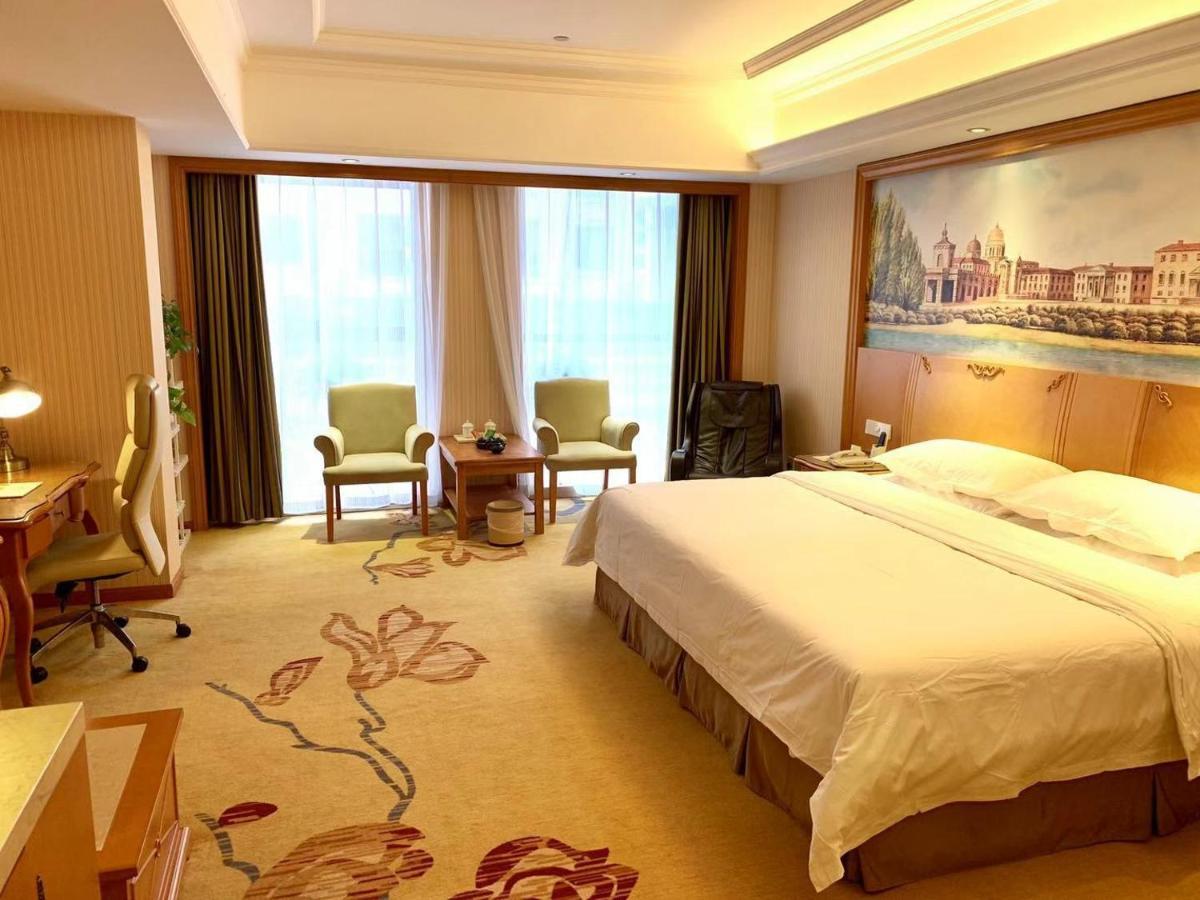 Vienna Hotel Shanghai Meilan Lake Metro Station Luodian  외부 사진